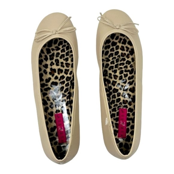NEW Pleaser Anna 01 Ballet Flat Shoe Cream Faux Leather Pink Label Sz 11 FLAW - Picture 7 of 16